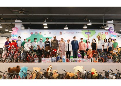 "โครงการ CSR ส่งสุขแบ่งบัน" 14 ม.ค. 2566 มอบจักรยานในกิจกรรมวันเด็กแห่งชาติ 2566 จัดโดยสำนักงานเขตบางคอแหลม ร่วมกับเอเชียทีค เดอะ ริเวอร์ฟร้อนท์ โดยมีวัตถุประสงค์เพื่อส่งเสริมให้เด็กและเยาวชนได้ตระหนักรู้ถึงความสำคัญของตนเอง 